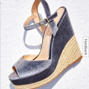 Zigi Soho Blue Velvet Wedges 7